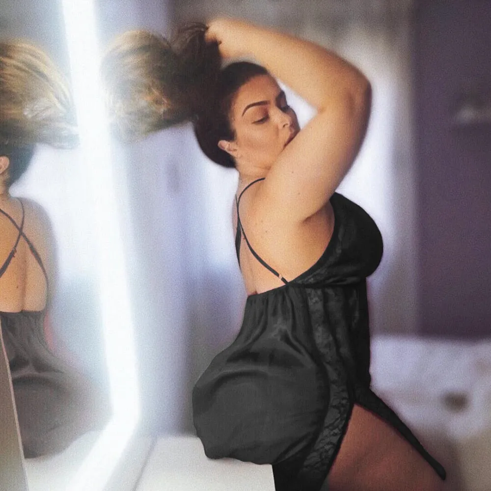 Plus Size High-Quality V-Neck Lace Backless Lingerie
