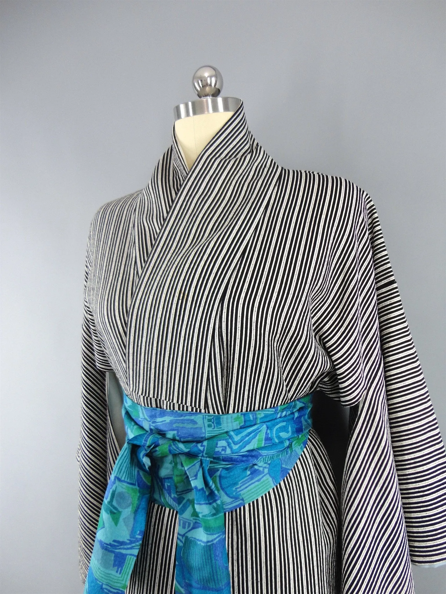 Vintage 1960s Kimono Robe Black and White Pinstripes