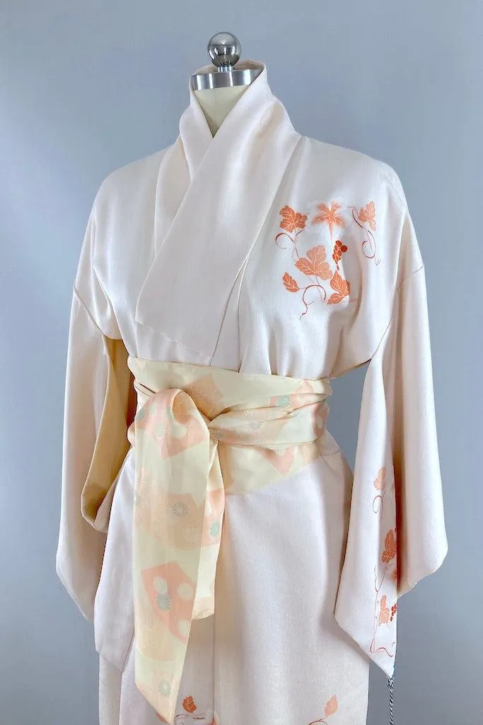 Vintage Ivory Grapevine Silk Kimono